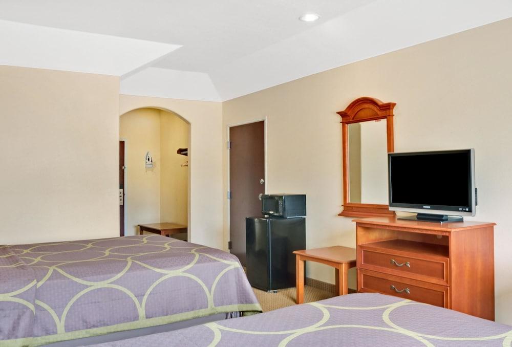 Surestay Studio By Best Western Conroe Downtown Extérieur photo