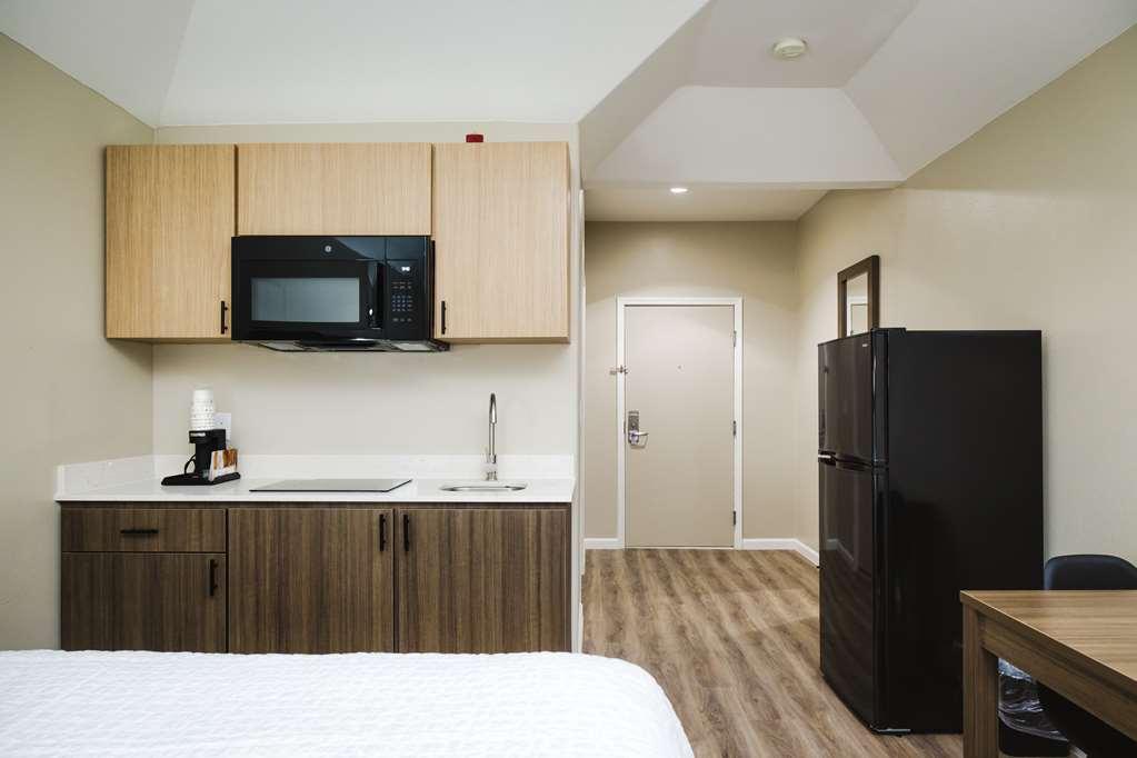 Surestay Studio By Best Western Conroe Downtown Extérieur photo