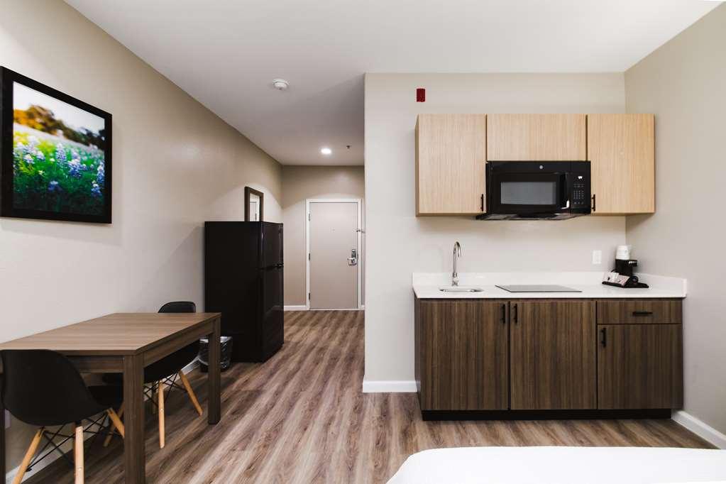 Surestay Studio By Best Western Conroe Downtown Chambre photo