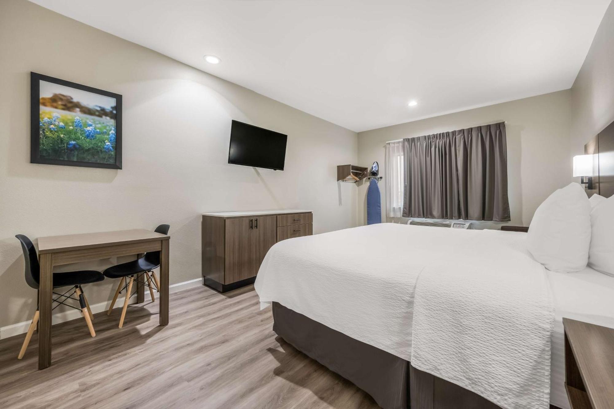 Surestay Studio By Best Western Conroe Downtown Extérieur photo